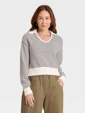 NEW Women's Long Sleeve Collared Neck Pullover Sweater - Universal Thread